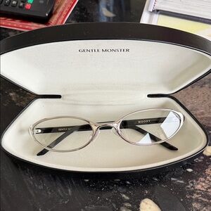 Gentle Monster Silver Moody 02 Glasses